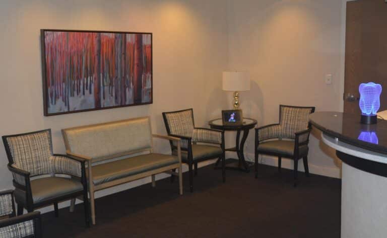 Lee-Family-Dentistry-Overland-Park-Reception-1950x1200