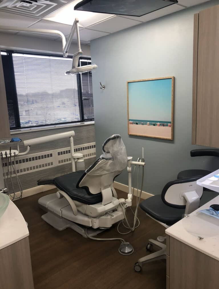 keepsmilingop-office1